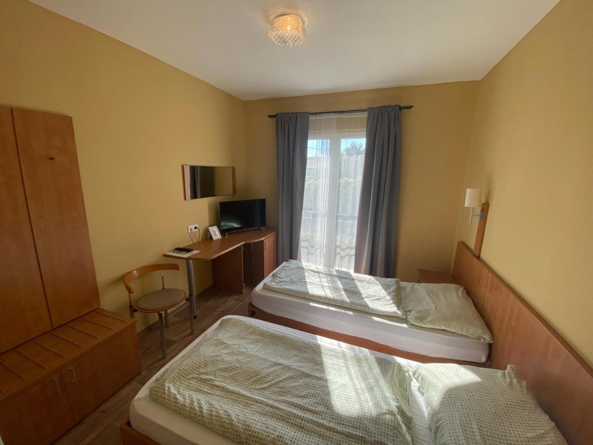 Kalcit Tourist Motel Belapatfalva Exteriér fotografie